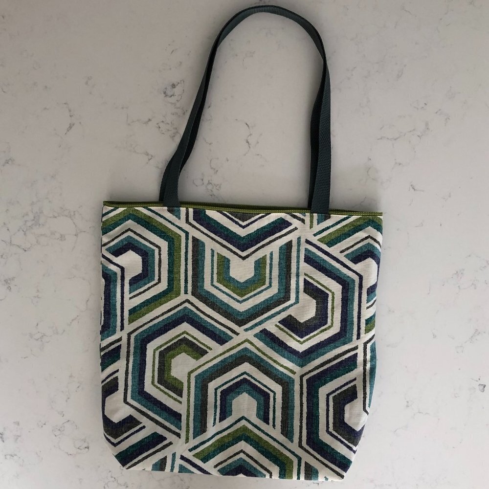 Hand Crafted Reversible Fabric Utility Tote Bag in Geometric Print/Solid OS NWOT